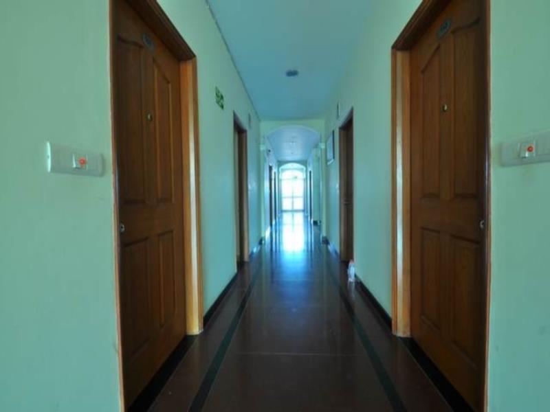 Treebo Palm Tree Palam Vihar Hotel Gurgaon Exterior photo